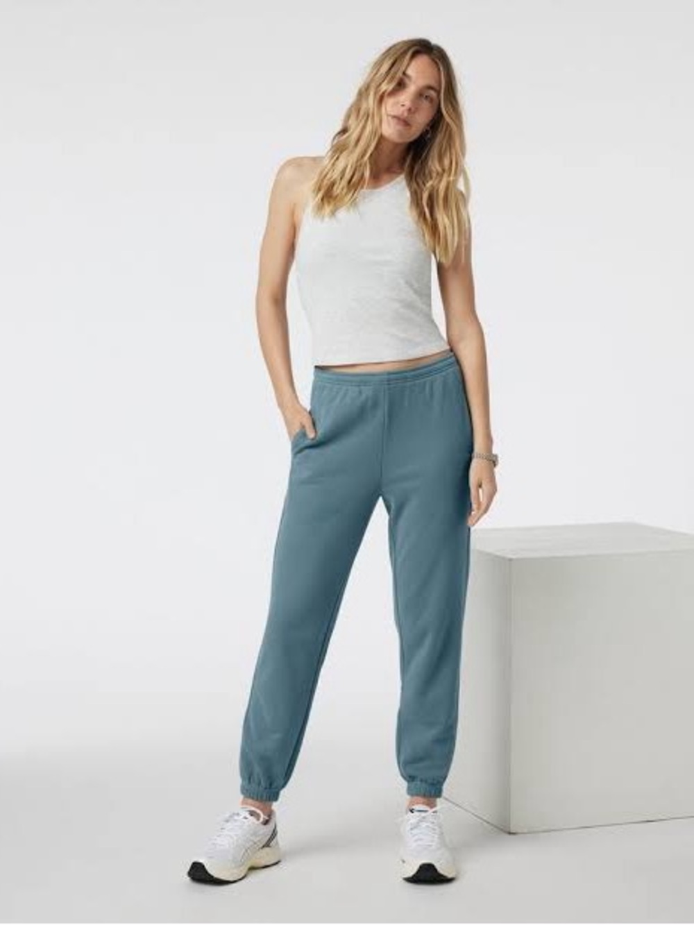 Vuori Sedona smoked Blue Joggers